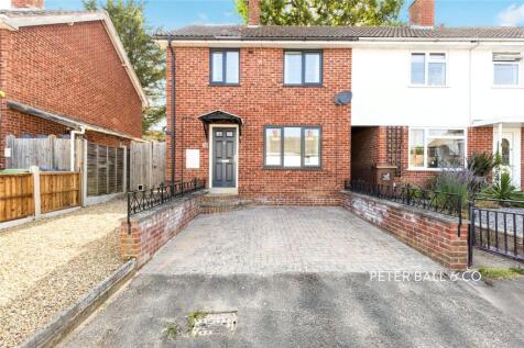 Devonshire Place, Tewkesbury... 2 bed end of terrace house for sale