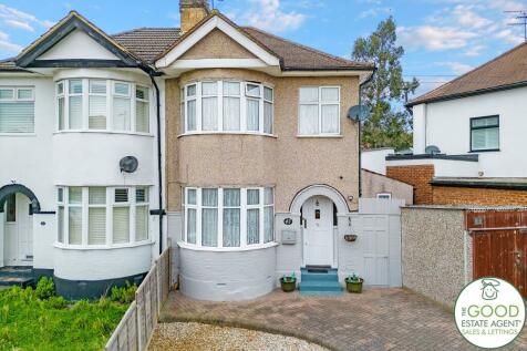 3 bedroom semi-detached house for sale