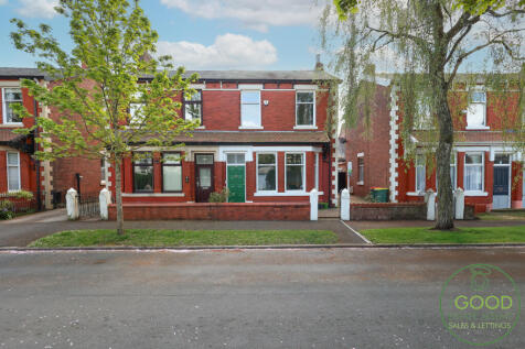 4 bedroom semi-detached house for sale
