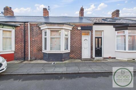 Close Street, Sunderland, Tyne and... 2 bed terraced bungalow for sale