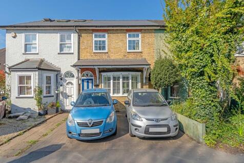 2 bedroom terraced house for sale