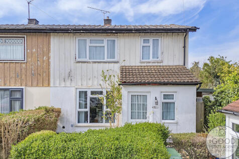4 bedroom semi-detached house for sale