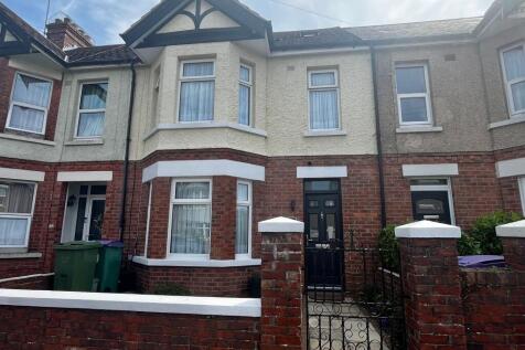 4 bedroom terraced house for sale
