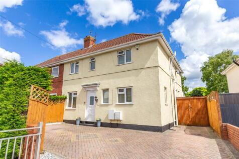 4 bedroom semi-detached house for sale