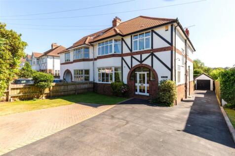 Parrys Lane, Stoke Bishop, Bristol, BS9 4 bed semi