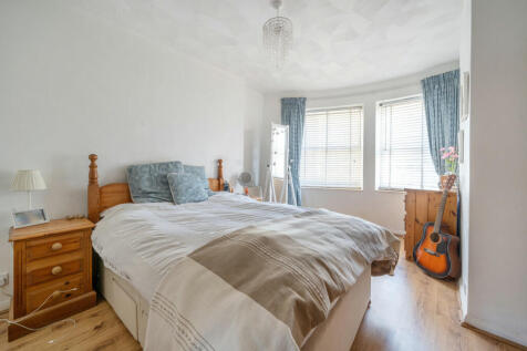 Chichester Close, Chichester Place... 2 bed apartment for sale