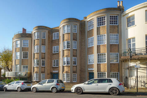 Chichester Close, Chichester Place... 2 bed apartment for sale