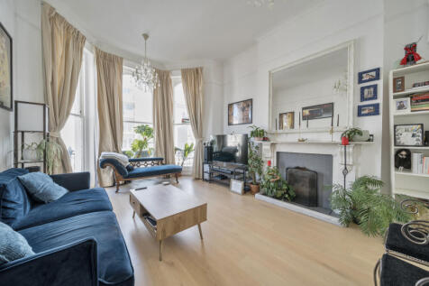 St. Aubyns, Hove, East Sussex 2 bed apartment for sale
