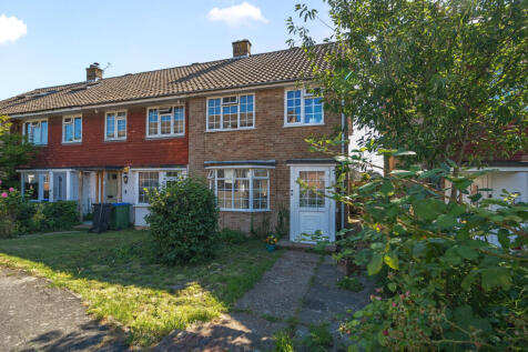 3 bedroom end of terrace house for sale