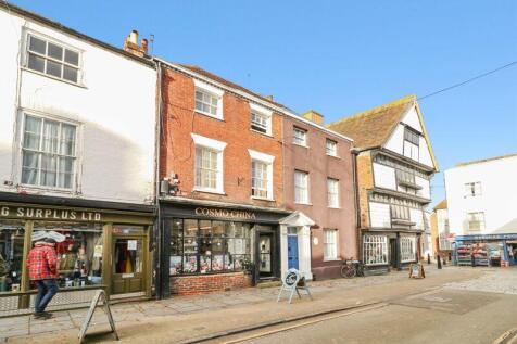 2 bedroom town house for sale