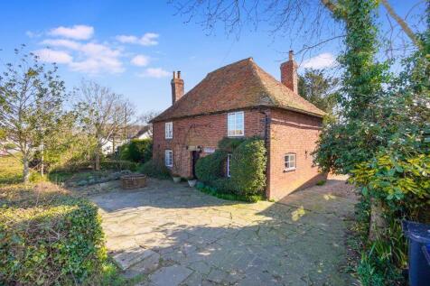 Canterbury CT3 3 bed detached house for sale