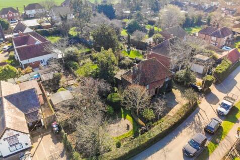 Canterbury CT3 3 bed detached house for sale