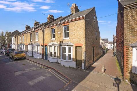 St. Peters Grove, Canterbury CT1 3 bed terraced house for sale