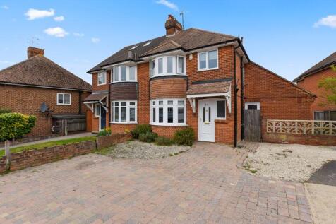 Heaton Road, Canterbury CT1 3 bed semi