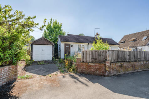 2 bedroom bungalow for sale