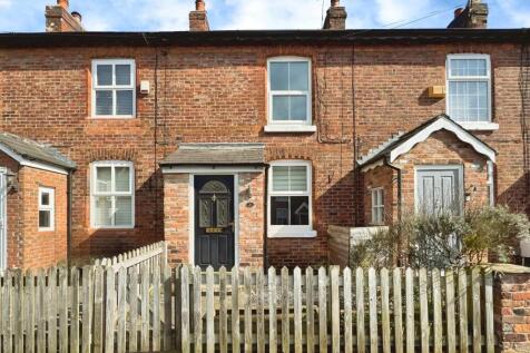 Park Road, Wilmslow 2 bed terraced house for sale