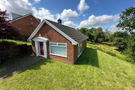 2 bedroom detached bungalow for sale