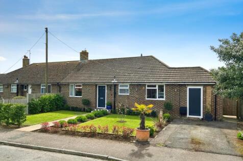3 bedroom semi-detached bungalow for sale