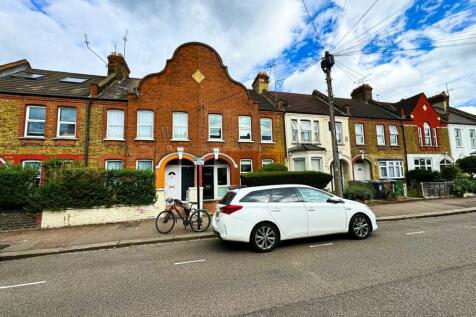 Bloxhall Road, London, E10 1 bed property for sale