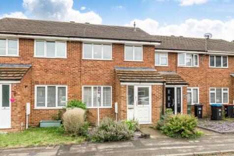 Petersham Close, Newport Pagnell MK16 3 bed terraced house for sale
