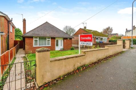 1 bedroom detached bungalow for sale
