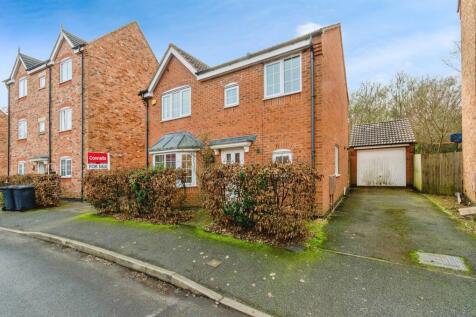 4 bedroom detached house for sale