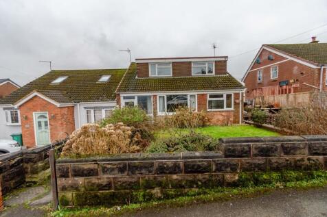 5 bedroom semi-detached bungalow for sale