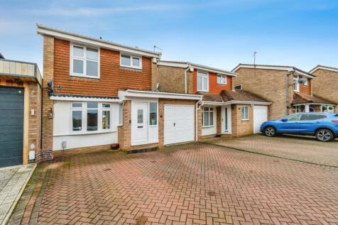 2 bedroom detached house for sale