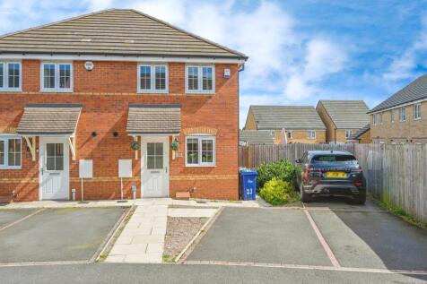 2 bedroom semi-detached house for sale