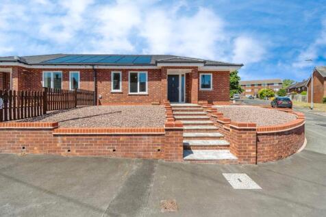 2 bedroom semi-detached bungalow for sale