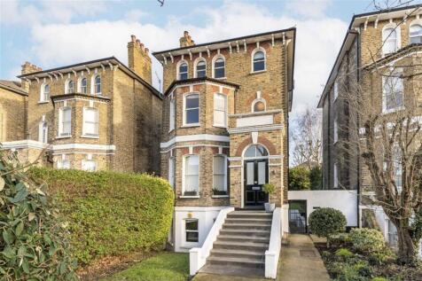 Leyland Road, London SE12 2 bed flat for sale