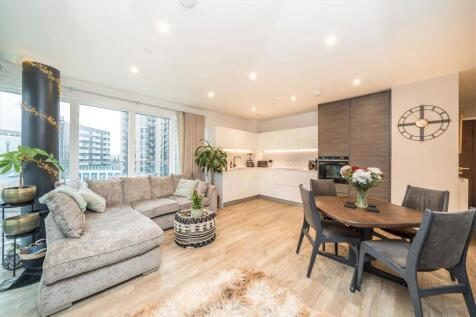 Plowden Road, London SE3 2 bed flat for sale