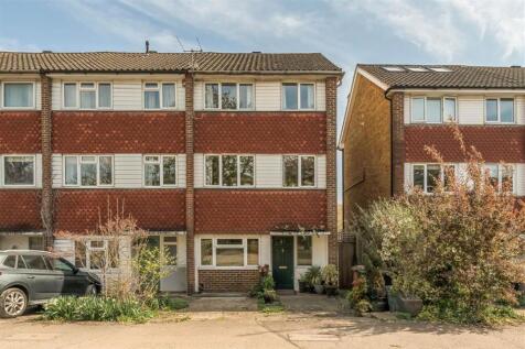 Burnt Ash Road, London SE12 4 bed house for sale