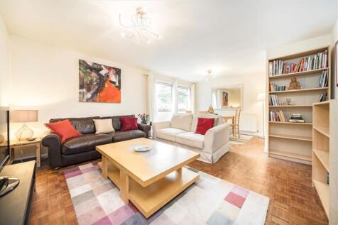 3 bedroom flat for sale