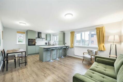 Samuel Close, London SE14 2 bed flat for sale