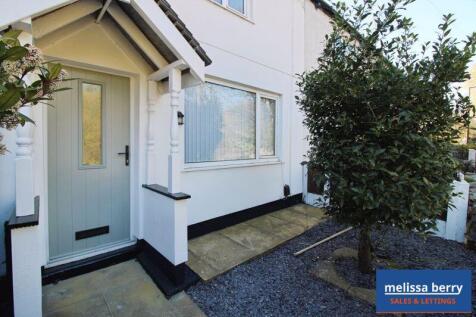 2 bedroom cottage for sale