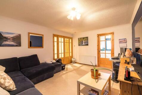 24 Aspen Grove, Westhill, AB32 6QE 2 bed flat for sale