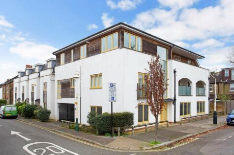 Northfield Road, Northfields, Ealing... 2 bed flat for sale