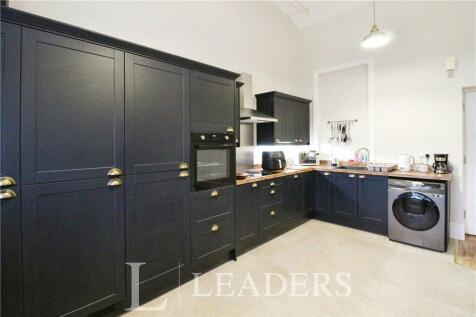 Weevil Lane, Gosport, Hampshire 2 bed duplex for sale