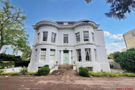 The Park, Cheltenham GL50 2 bed apartment for sale