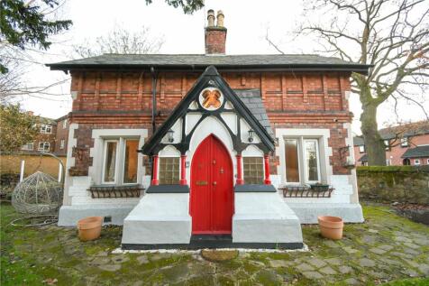 2 bedroom detached house for sale