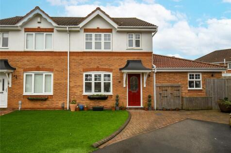 3 bedroom semi-detached house for sale