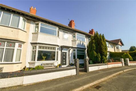 5 bedroom terraced house for sale