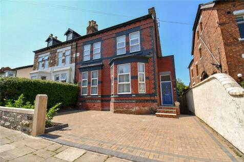 5 bedroom semi-detached house for sale