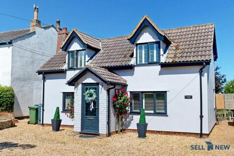 2 bedroom detached house for sale