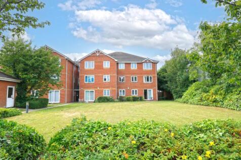 2 bedroom ground floor flat for sale