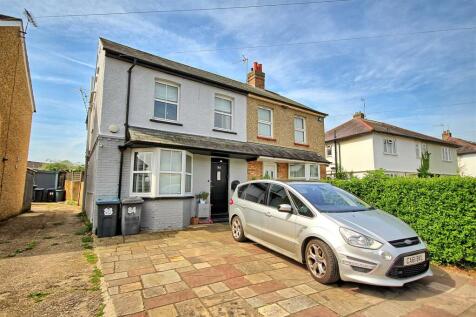 Station Road, Puckeridge SG11 4 bed semi