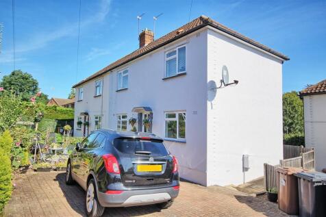 Canons Road, Ware SG12 1 bed maisonette for sale