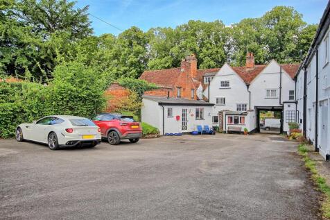 The Red Lion, Much Hadham SG10 2 bed end of terrace house for sale