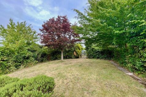 Thorndon Park Crescent, Leigh